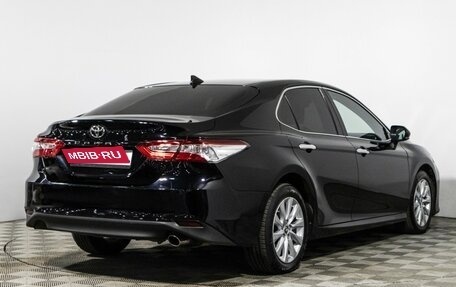 Toyota Camry, 2019 год, 2 139 898 рублей, 5 фотография
