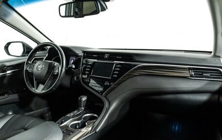 Toyota Camry, 2019 год, 2 139 898 рублей, 9 фотография