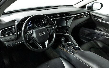 Toyota Camry, 2019 год, 2 139 898 рублей, 11 фотография