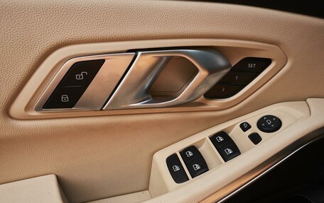 BMW 3 серия, 2021 год, 3 899 000 рублей, 27 фотография