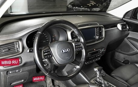 KIA Sorento III Prime рестайлинг, 2018 год, 2 600 000 рублей, 3 фотография