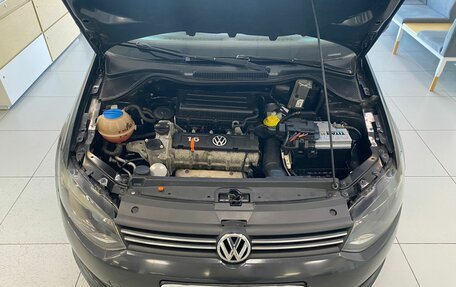 Volkswagen Polo VI (EU Market), 2012 год, 600 000 рублей, 8 фотография