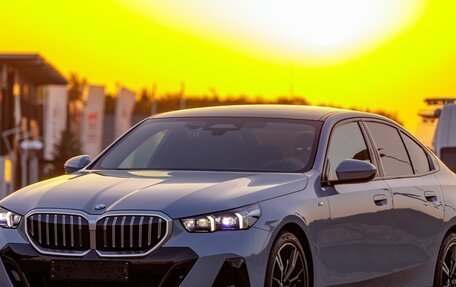 BMW 5 серия, 2025 год, 9 250 000 рублей, 3 фотография