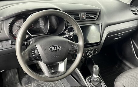 KIA Rio III рестайлинг, 2013 год, 820 000 рублей, 10 фотография