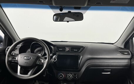 KIA Rio III рестайлинг, 2013 год, 820 000 рублей, 13 фотография