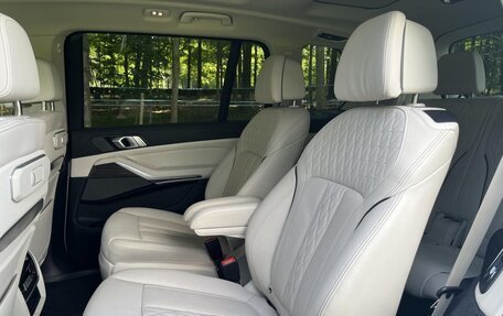 BMW X7, 2022 год, 7 926 408 рублей, 39 фотография