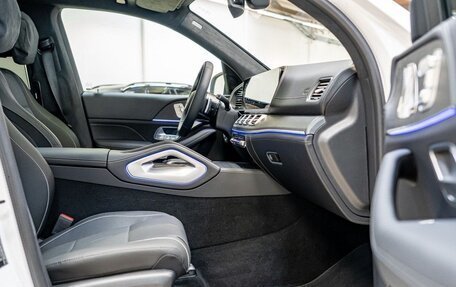 Mercedes-Benz GLS, 2025 год, 15 900 000 рублей, 21 фотография