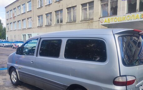 Hyundai Starex I рестайлинг, 2006 год, 750 000 рублей, 3 фотография