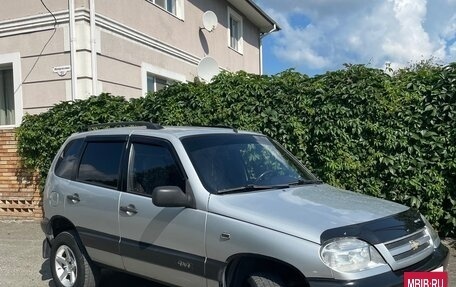 Chevrolet Niva I рестайлинг, 2005 год, 375 000 рублей, 2 фотография