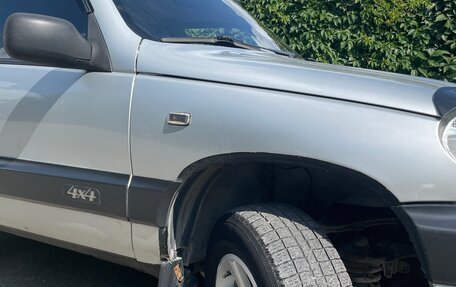 Chevrolet Niva I рестайлинг, 2005 год, 375 000 рублей, 4 фотография