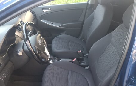 Hyundai Solaris II рестайлинг, 2014 год, 975 000 рублей, 18 фотография