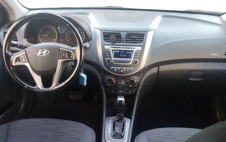 Hyundai Solaris II рестайлинг, 2014 год, 975 000 рублей, 15 фотография