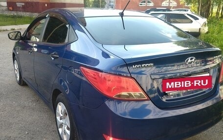 Hyundai Solaris II рестайлинг, 2014 год, 975 000 рублей, 12 фотография