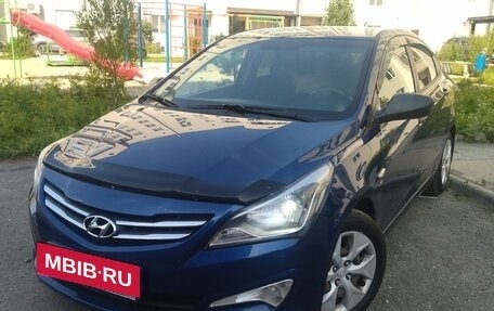 Hyundai Solaris II рестайлинг, 2014 год, 975 000 рублей, 5 фотография