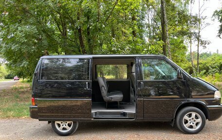 Volkswagen Transporter T4, 2002 год, 925 000 рублей, 4 фотография