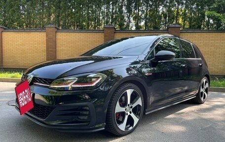 Volkswagen Golf GTI VII, 2018 год, 2 150 000 рублей, 7 фотография