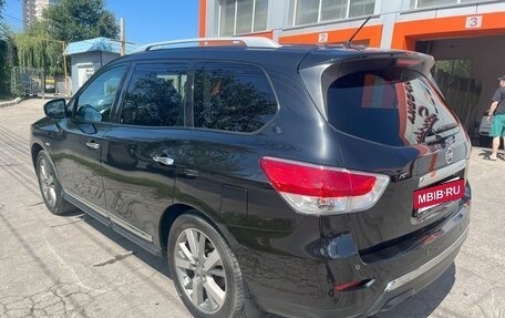 Nissan Pathfinder, 2014 год, 2 200 000 рублей, 4 фотография