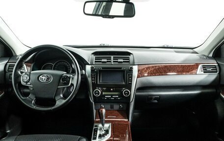 Toyota Camry, 2014 год, 1 749 700 рублей, 13 фотография