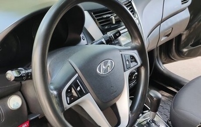 Hyundai Solaris II рестайлинг, 2012 год, 600 000 рублей, 1 фотография