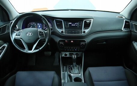Hyundai Tucson III, 2017 год, 1 990 000 рублей, 12 фотография