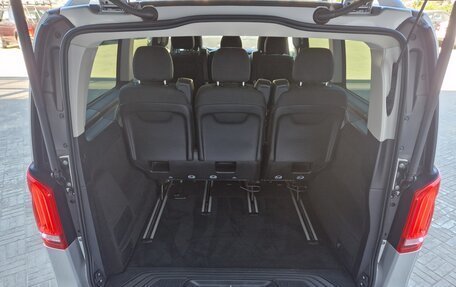 Mercedes-Benz V-Класс, 2018 год, 5 900 000 рублей, 30 фотография