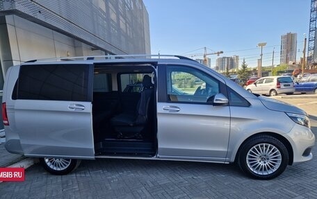 Mercedes-Benz V-Класс, 2018 год, 5 900 000 рублей, 27 фотография