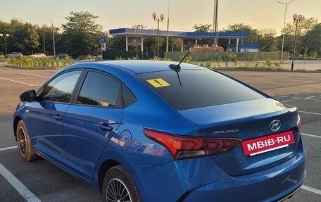 Hyundai Solaris II рестайлинг, 2020 год, 1 300 000 рублей, 10 фотография