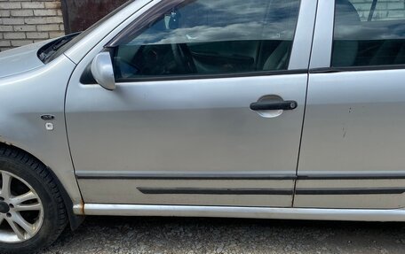 Skoda Fabia I, 2002 год, 300 000 рублей, 8 фотография