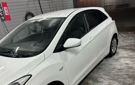 Hyundai i30 II рестайлинг, 2016 год, 980 000 рублей, 2 фотография