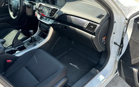 Honda Accord IX рестайлинг, 2013 год, 1 850 000 рублей, 18 фотография