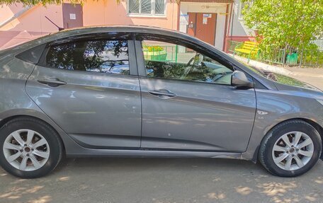 Hyundai Solaris II рестайлинг, 2012 год, 600 000 рублей, 6 фотография