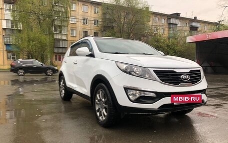 KIA Sportage III, 2011 год, 1 100 000 рублей, 2 фотография