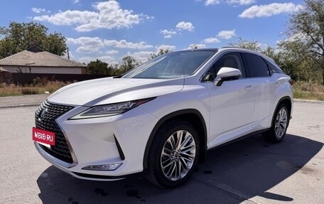Lexus RX IV рестайлинг, 2020 год, 6 500 000 рублей, 3 фотография