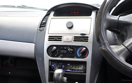 Nissan Wingroad III, 2004 год, 249 000 рублей, 14 фотография
