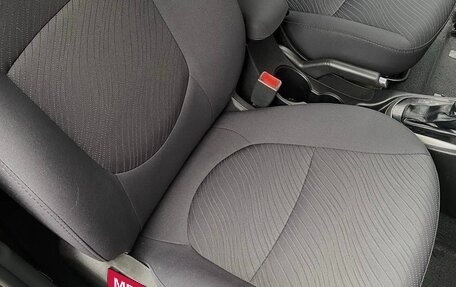 Hyundai Solaris II рестайлинг, 2015 год, 1 300 000 рублей, 15 фотография