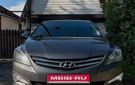 Hyundai Solaris II рестайлинг, 2015 год, 1 300 000 рублей, 7 фотография