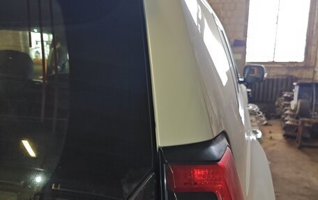 Toyota Land Cruiser Prado 150 рестайлинг 2, 2019 год, 4 000 000 рублей, 4 фотография
