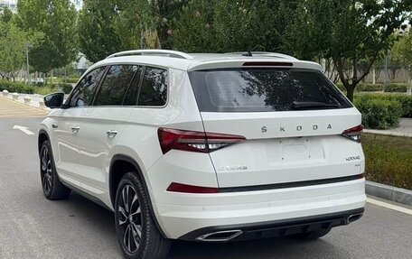 Skoda Kodiaq I, 2022 год, 3 765 000 рублей, 13 фотография