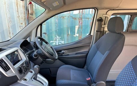 Mitsubishi Delica V, 2011 год, 1 350 000 рублей, 15 фотография
