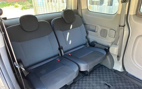 Mitsubishi Delica V, 2011 год, 1 350 000 рублей, 26 фотография