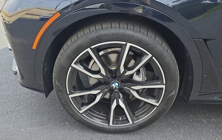 BMW X7, 2022 год, 7 075 654 рублей, 9 фотография