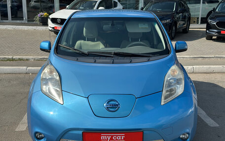 Nissan Leaf I, 2011 год, 1 030 000 рублей, 2 фотография