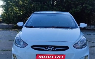 Hyundai Solaris II рестайлинг, 2011 год, 850 000 рублей, 1 фотография