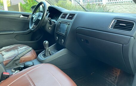 Volkswagen Jetta VI, 2014 год, 970 000 рублей, 13 фотография