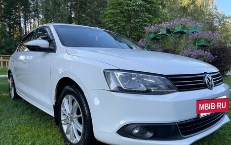 Volkswagen Jetta VI, 2014 год, 970 000 рублей, 20 фотография