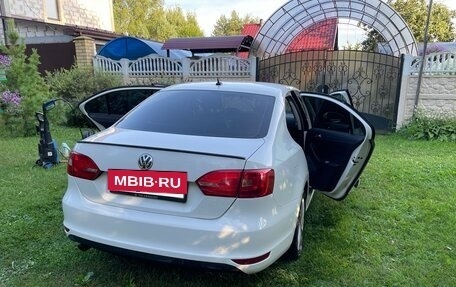 Volkswagen Jetta VI, 2014 год, 970 000 рублей, 8 фотография
