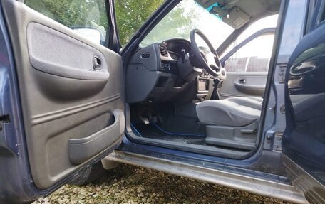 KIA Sportage IV рестайлинг, 2002 год, 275 000 рублей, 25 фотография