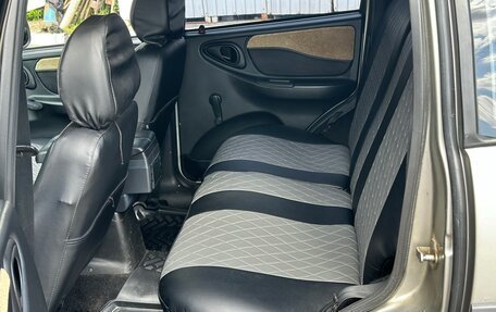 Chevrolet Niva I рестайлинг, 2011 год, 550 000 рублей, 14 фотография