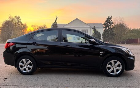 Hyundai Solaris II рестайлинг, 2012 год, 945 000 рублей, 4 фотография