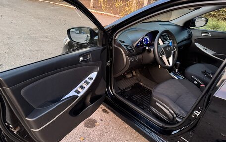 Hyundai Solaris II рестайлинг, 2012 год, 945 000 рублей, 10 фотография